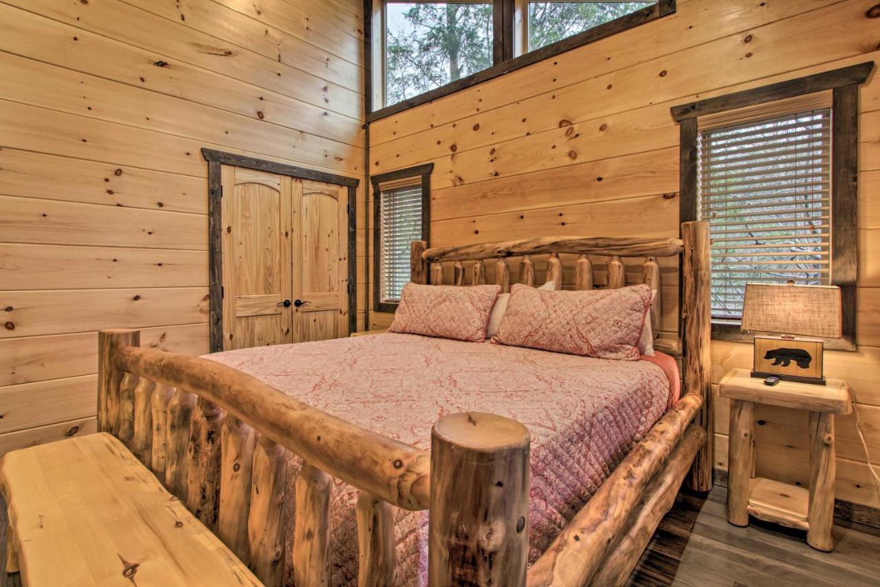 Luxe Cabin With Home Theater Less Than 2 Miles To جاتلينبرج المظهر الخارجي الصورة